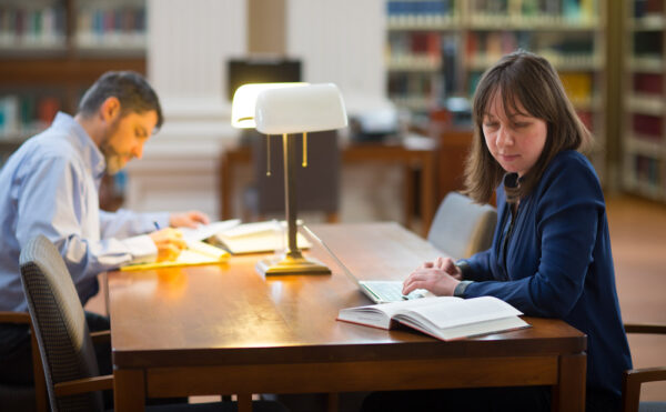 Fellows at work in the Othmer Library at the Institute.