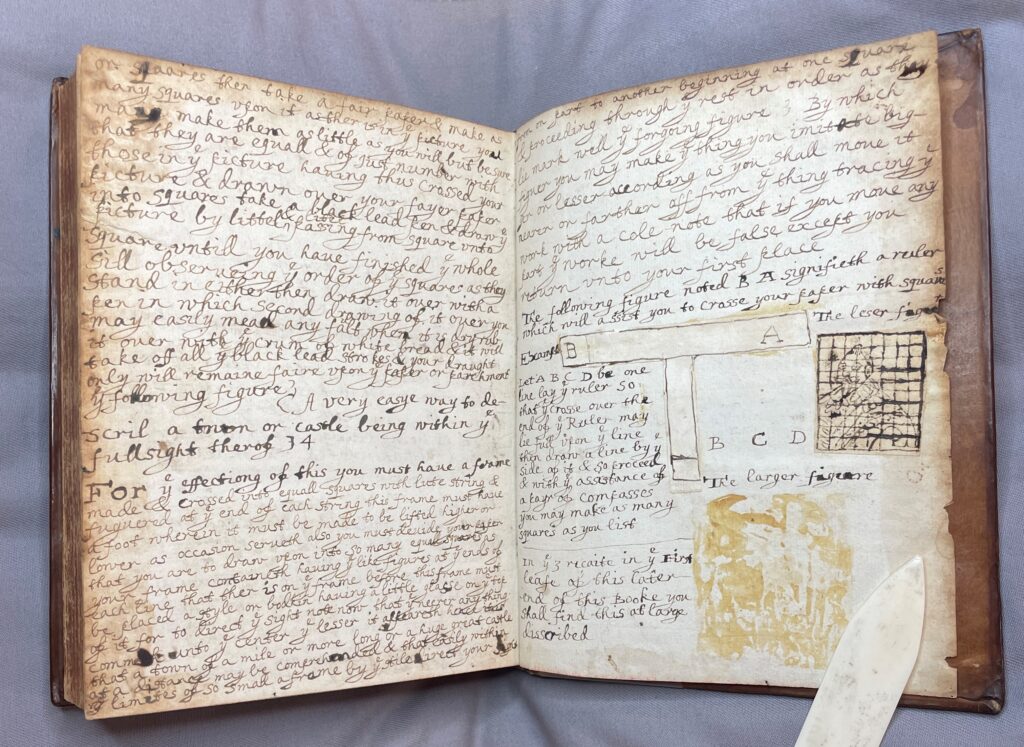 Handwritten text and graphics in Speculum mundi.